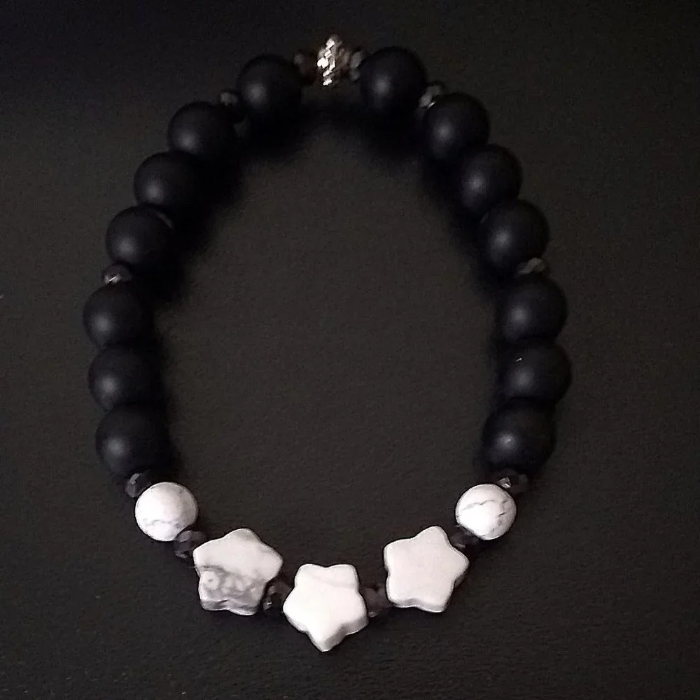 Black Stone + Gray Howlite Stars | Girl Teen Tomboy | Beaded Stretch Bracelet - Picture 4 of 7